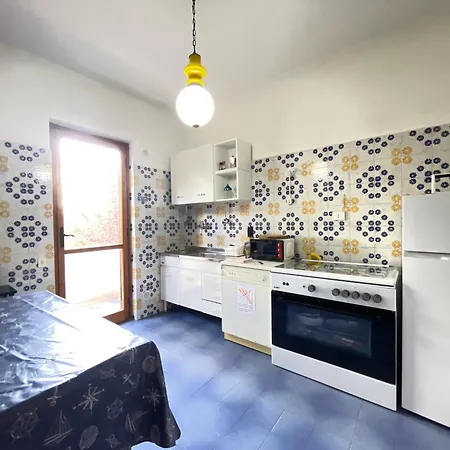 Holiday home Livia - Lavinio -